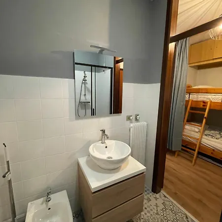 Forest Michael セッラ・ネヴェア